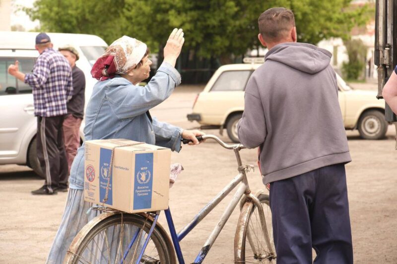 Видача продуктових наборів від БФ ” Посмішка”