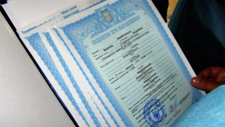 Можно робити ламінування документів? Розповідаємо