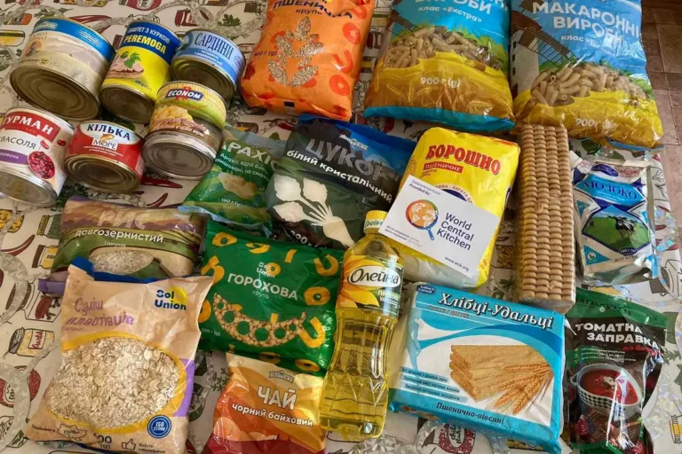 Продуктові набори для прифронтових регіонів та родин з дітьми
