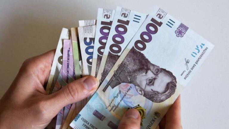 Благодійний фонд “Схід” відкриває набір анкет на одноразову матеріальну допомогу в розмірі 12 тисяч гривень