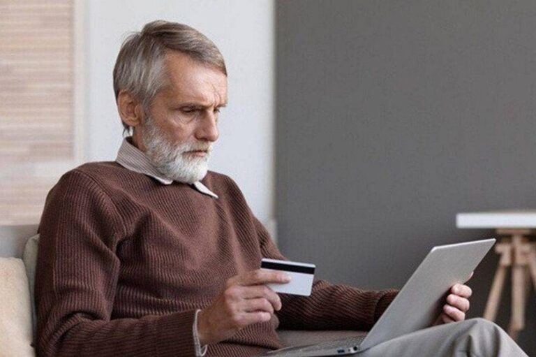 Фізична ідентифікація та онлайн для одержувачів соціальних допомог