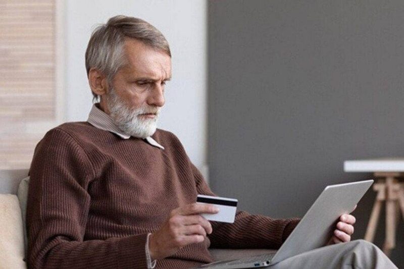 Фізична ідентифікація та онлайн для одержувачів соціальних допомог