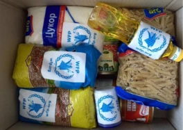 Vydacha-produktovyh-naboriv-vid-BF-Posmishka-YUA-v-partnerstvi-z-VPP-OON-u-Zaporizkomu-rajoni (3)
