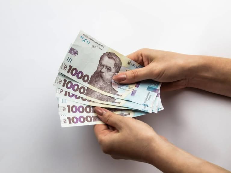 Триває реєстрація на грошову допомогу