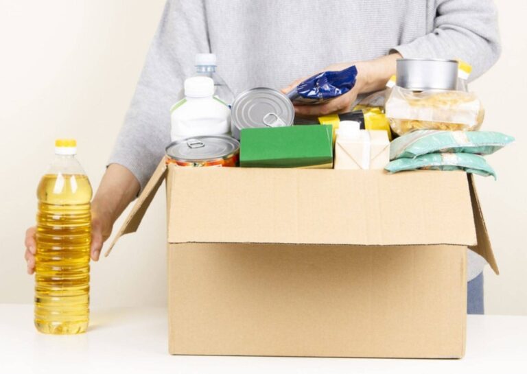 Розпочинається нова видача продуктових наборів для ВПО у Хмельницькому