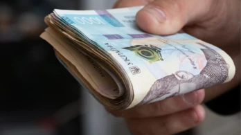 Нова грошова допомога по програмі “Родина Родині”: хто отримає допомогу