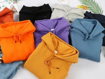 upload_1765210122631-1