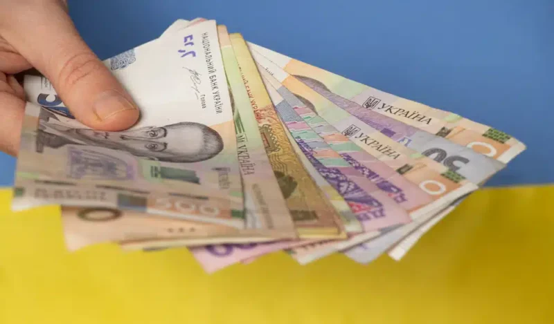 Оголошується про початок реєстрації на грошову допомогу: 10.8 тис. грн на кожного громадянина