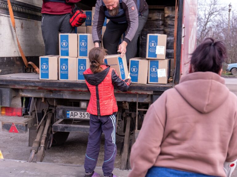 БФ «Посмішка ЮА» інформує про заплановані роздачі продуктових наборів від Всесвітньої продовольчої програми ООН