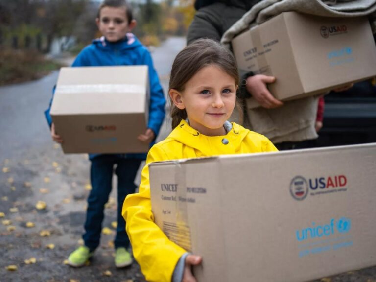 Анонс реєстрації на дитячі набори від UNICEF