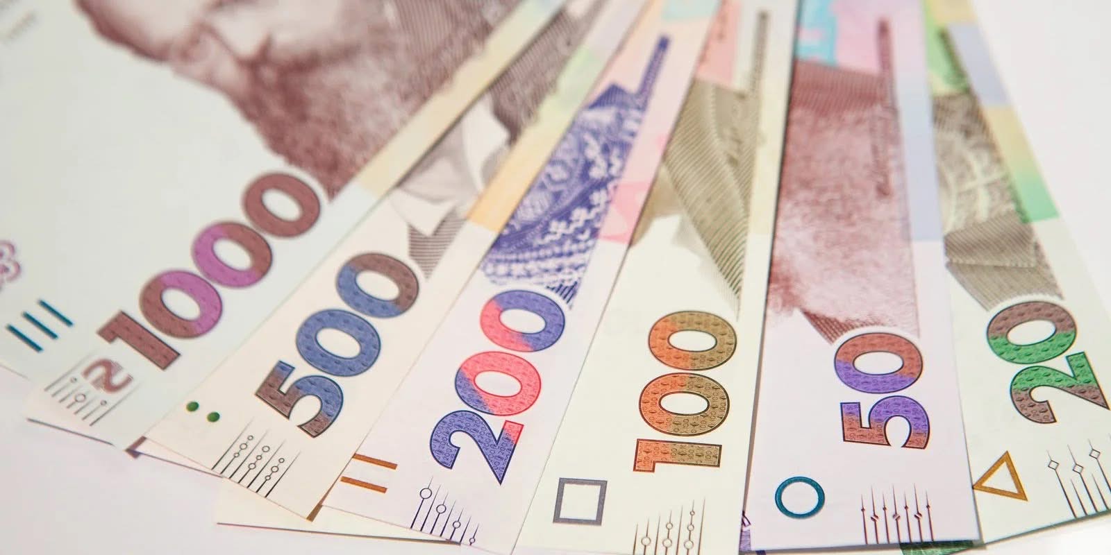 Нова грошова допомога. Хто може отримати виплати у розмірі 10 800 гривень
