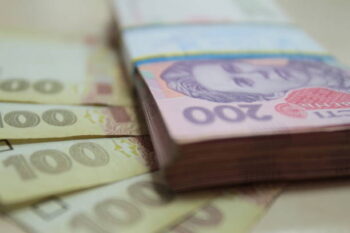 ЮНІСЕФ починає реєстрацію на грошову допомогу українцям