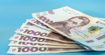 В Україні відкрито реєстрацію на фінансову допомогу 10 800 грн