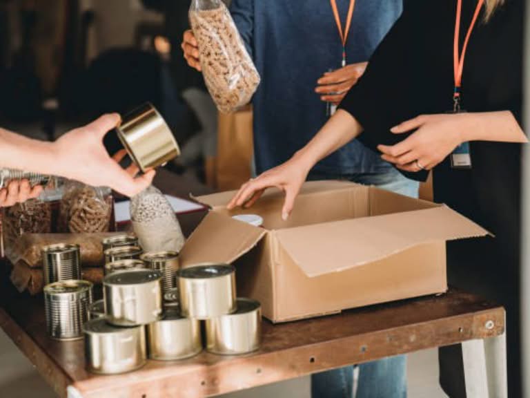 Відкрито запис на гуманітарну допомогу у вигляді продуктових наборів