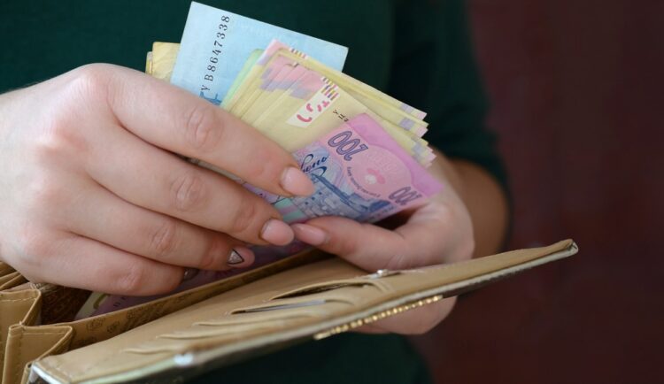 Благодійний фонд виплатить до 14 400 грн на дітей та батьків, хто може подати заявку