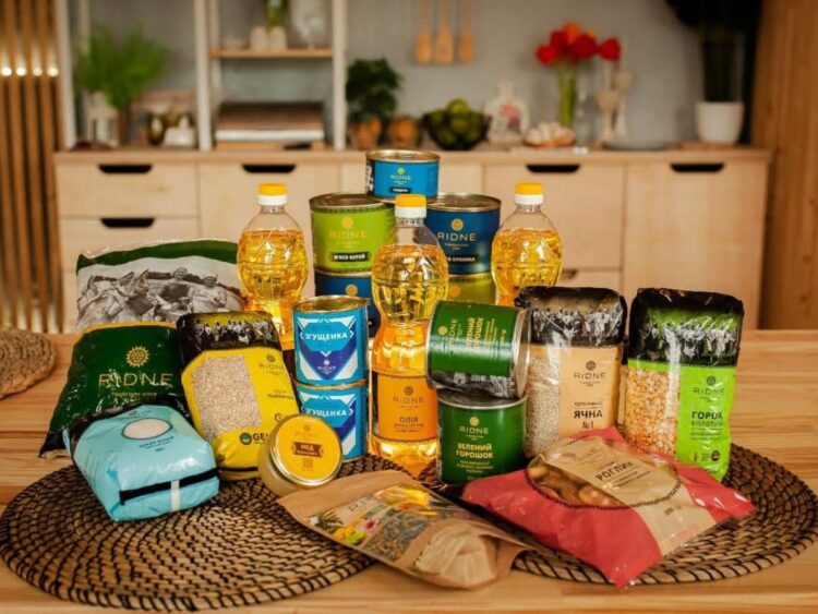 Підтримка переселенців із Селидівської громади: у Павлограді видаватимуть продуктові набори від GEM