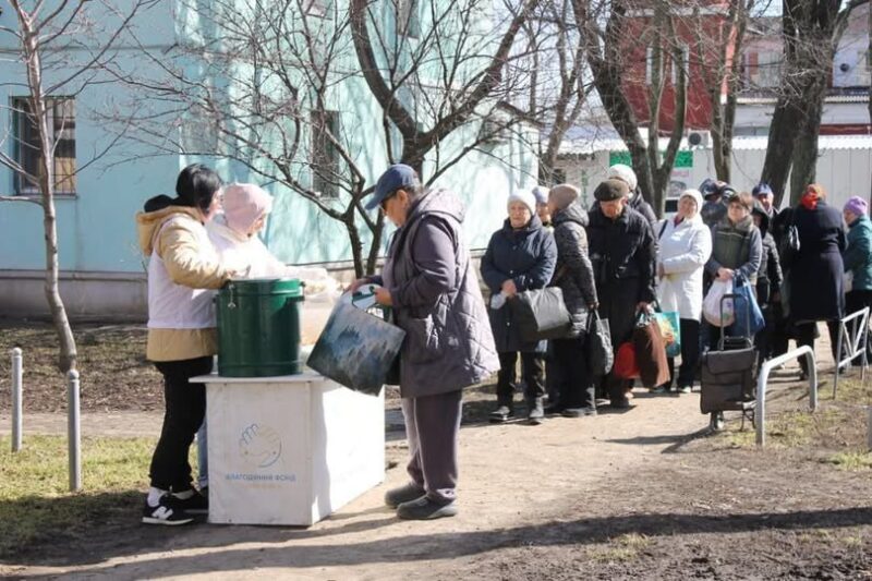 Гаряче харчування у Харкові: Графік видачі від Благодійного фонду Павла Фукса (7–10 квітня)