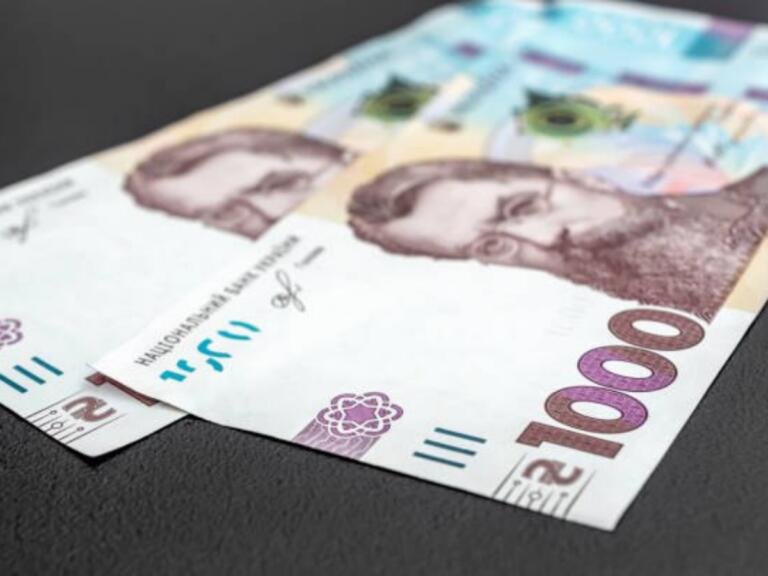 Деякі громадяни України мають можливість отримати виправи від Карітас: 10.8 тис. грн на людину