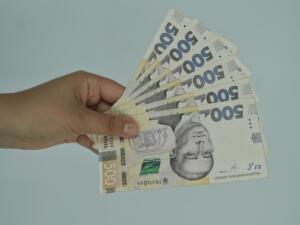 Хто з дітей отримає по 3000 гривень від держави