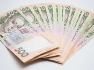 10 000 грн на дитину: матеріальна допомога. Як отримати?