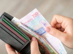 Гроші на продукти та базові потреби щомісяця: деталі нової програми