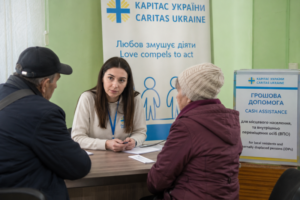 Грошова допомога від Карітас-Україна ВПО та місцевим
