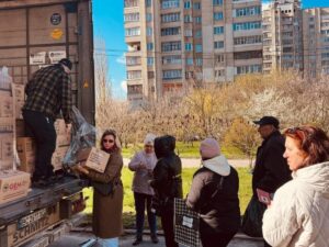 Гуманітарна допомога у Сумах: де та як отримати продуктові набори