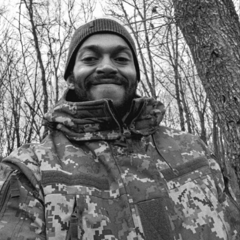🕯️ Пішов із життя блогер «Денчік», який став справжньою легендою Хрещатика та героєм десятків вірусних мемів.
