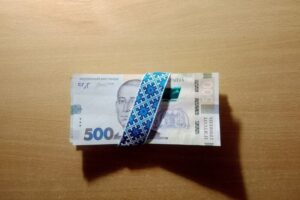 Грошова допомога від ООН: хто і скільки може зараз отримати, де можна зареєструватися