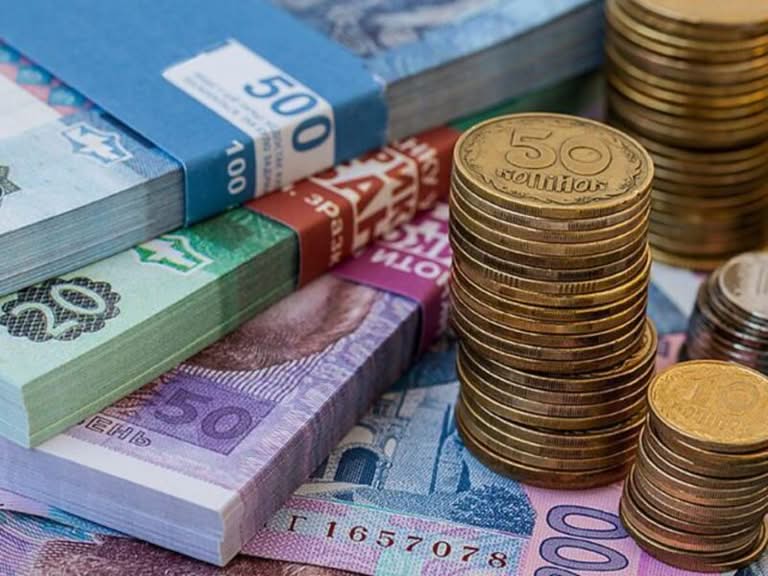 Що буде з мінімалкою, пенсіями та прожитковим мінімумом: рішення уряду