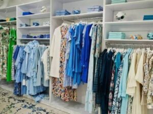 Відкрита онлайн-реєстрація на отримання нового одягу