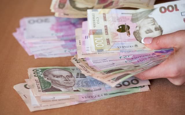 Нова грошова допомога: Хто може отримати виплати у розмірі 10 800 гривень