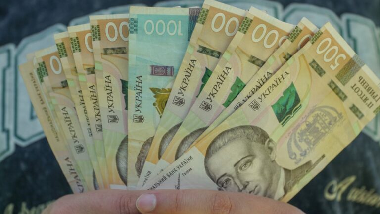 В Україні відкрито реєстрацію на грошову допомогу: можна отримати 10 800 грну