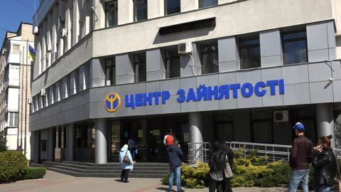 Допомога по безробіттю у 2026 році: хто може отримувати виплати та скільки платять