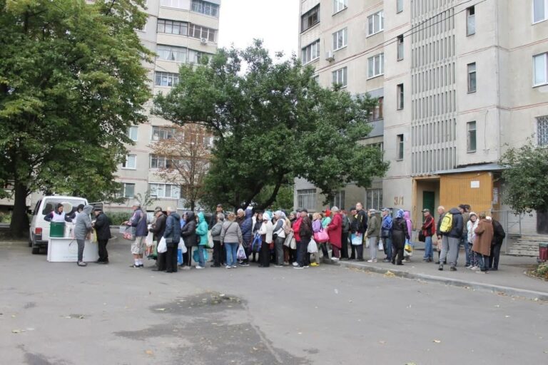 Графік видачі гарячих обідів у Харкові від Благодійного фонду Павла Фукса