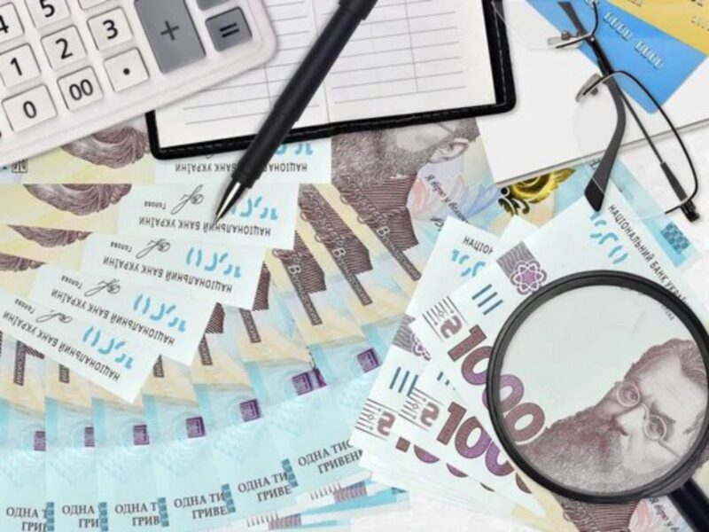 До 14 000 грн щомісяця: перелік виплат, які хочуть збільшити