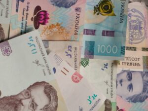 Грошова допомога дітям з інвалідністю